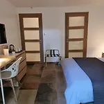Bed & Breakfast Le Domaine De Legends Wail