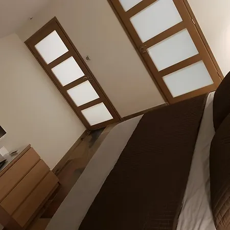 Le Domaine De - Legends Bed & Breakfast 3*
