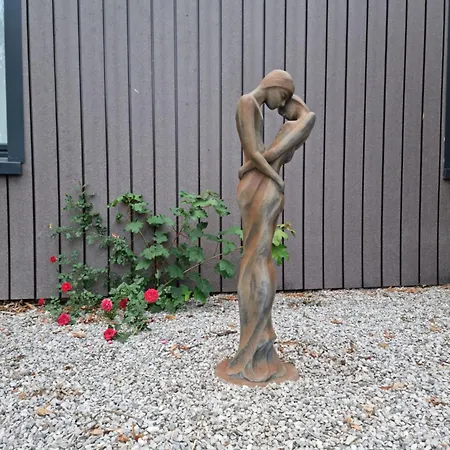 Le Domaine De - Legends Bed & Breakfast Wail