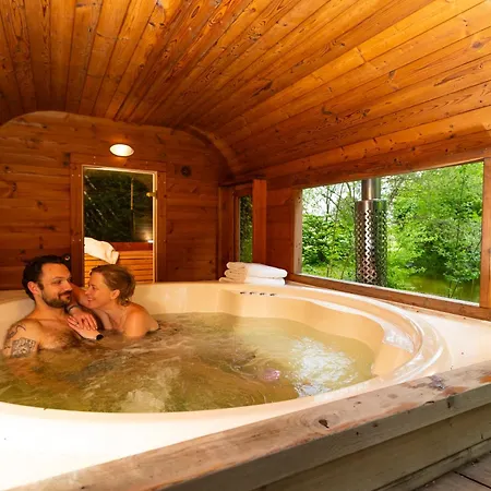 Oda ve Kahvaltı Le Domaine De - Legends Wail