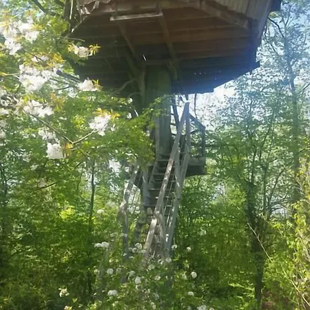 Le Domaine De - Legends לינה וארוחת בוקר Wail