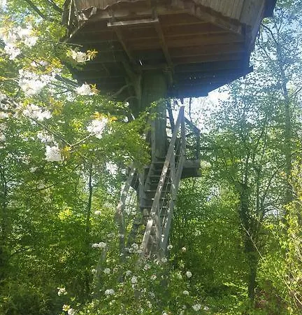 Le Domaine De - Legends Wail