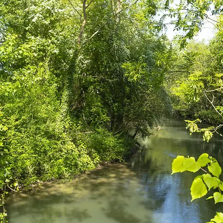 Le Domaine De Legends Wail